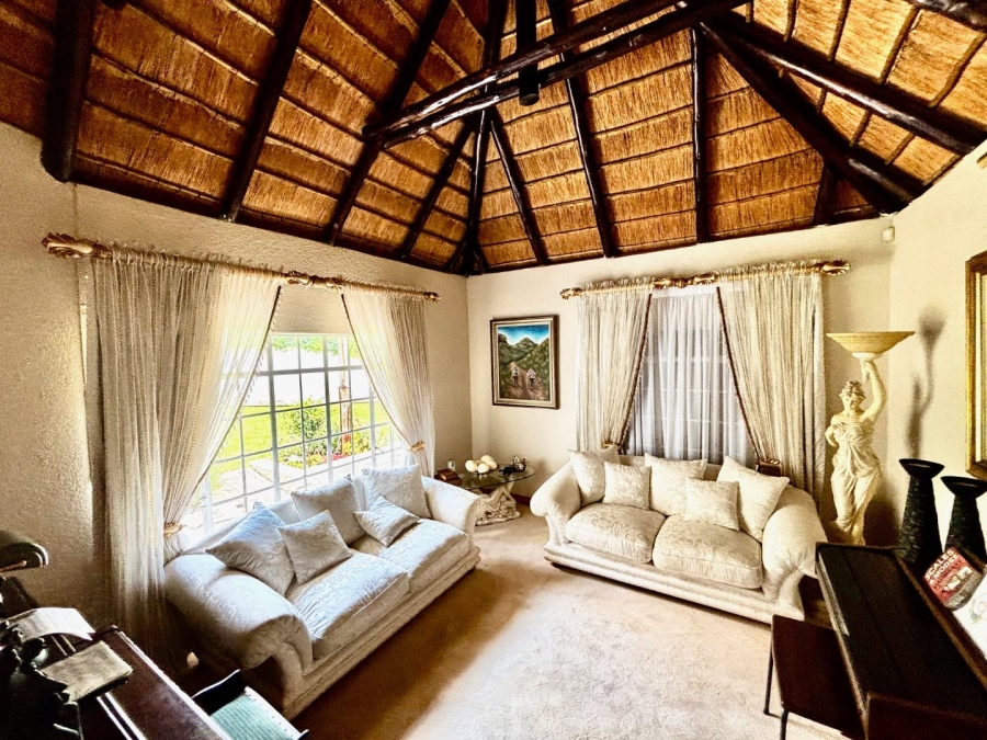 4 Bedroom Property for Sale in Wilkoppies North West